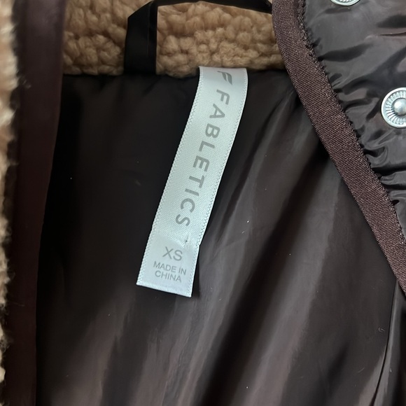 Fabletics Teddy Jacket - Picture 4 of 4